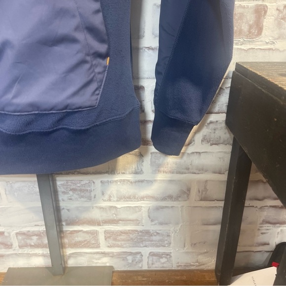 Nike Blue Performance Jacket with 1/2 zip  Neck - Picture 3 of 7